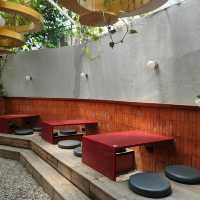 MR A Hotel