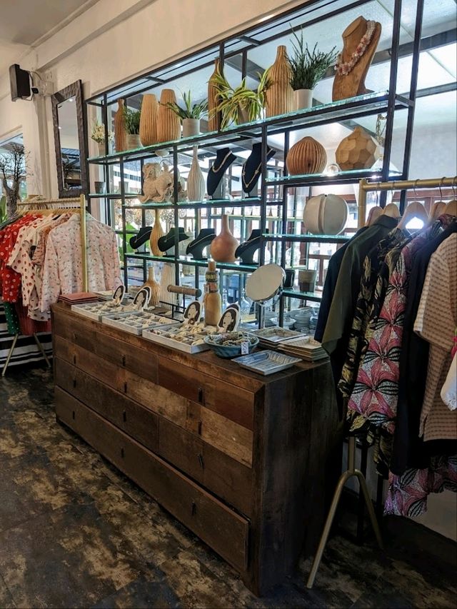 Art Gallery Cafe