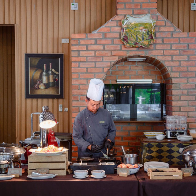 Rancho Charnvee Resort Khaoyai & CountryClub