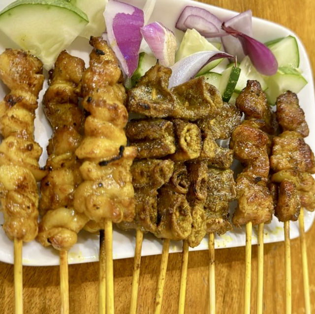 A Must-Try at Beh Leh Hainam Satay