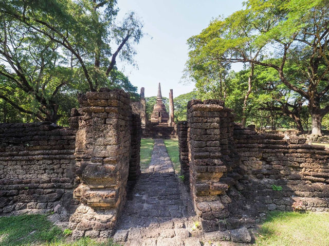 อุทยานประวัติศาสตร์ ศรีสัชนาลัย 