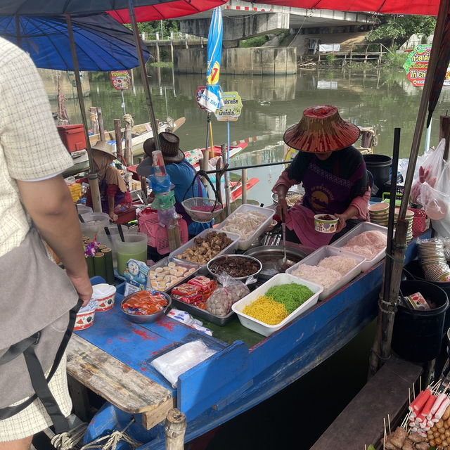 Enjoying street foods in Hatyai 🇹🇭☀️