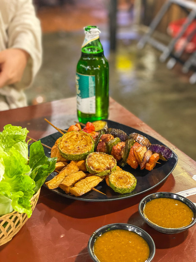 사파 다양한 꼬치가 있는 로컬 꼬치구이 맛집
