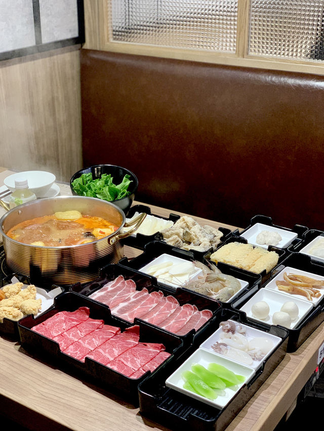  台式火鍋吃到飽🍲🥩