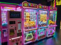 Play United, Family Fun-filled Claw Machine Space