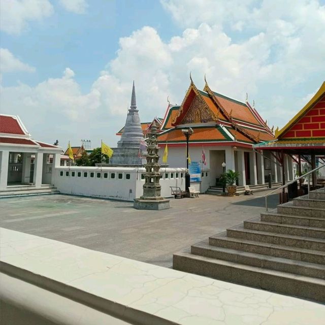 Wat Kanlayanamit Woramahawihan