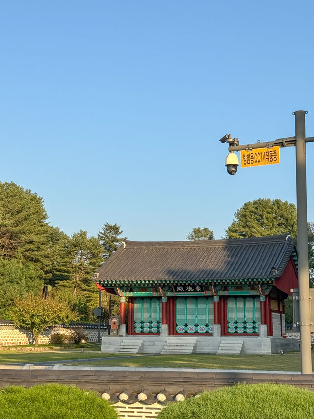 백제왕의 위패를 모신 사당 ‘숭덕전’