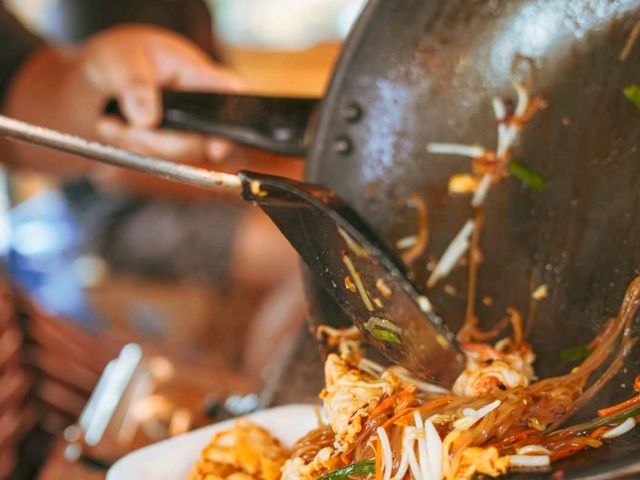 ตั้งใจผัด“PAD THAI