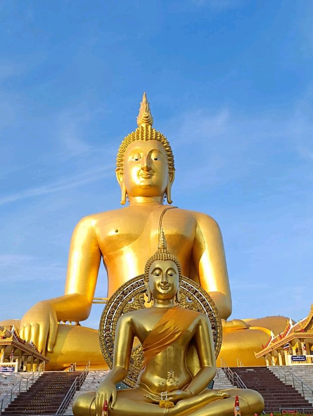 วัดม่วง วัดสวยเมืองอ่างทอง