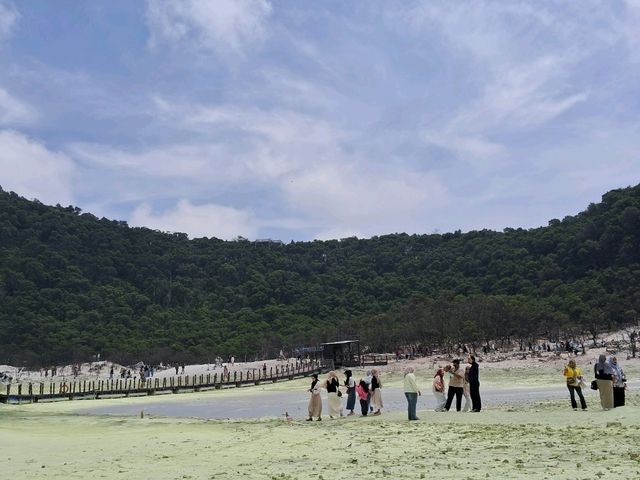 【インドネシア】バンドンにある多きなカルデラ湖