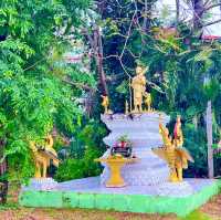 วัดเกาะลอย