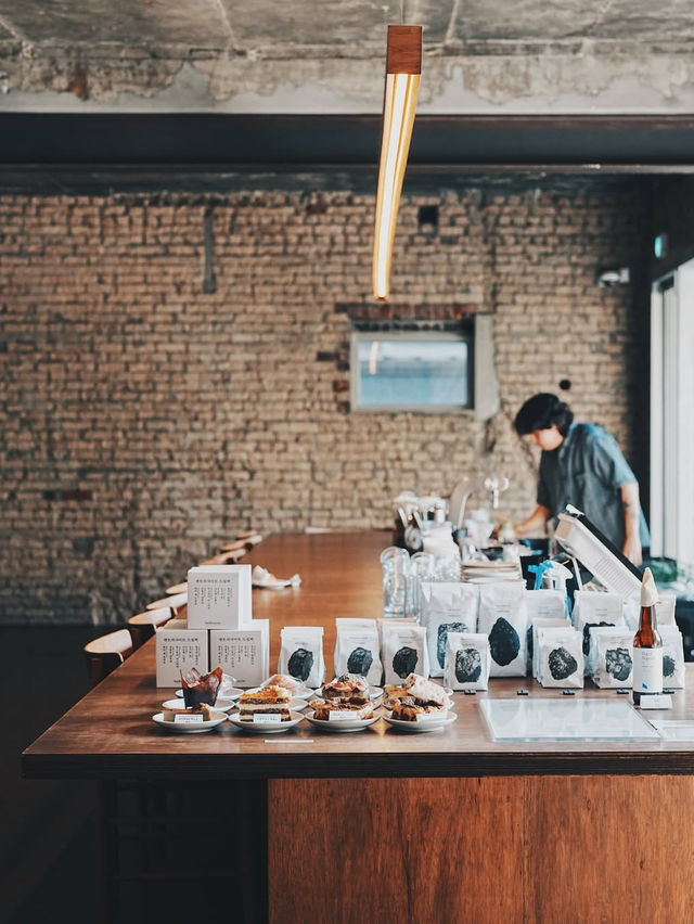 亞洲50大必訪咖啡廳 一起走進 Anthracite Coffee日式庭院的咖啡時光 