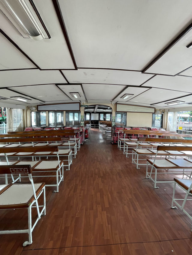 香港観光🇭🇰観光に！移動に！とても便利🛳️スターフェリー🚢