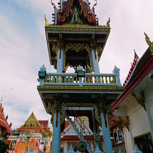泰國曼谷著名河濱古跡皇家寺廟景點:Wat Thepleela，適合拍照📸打卡。