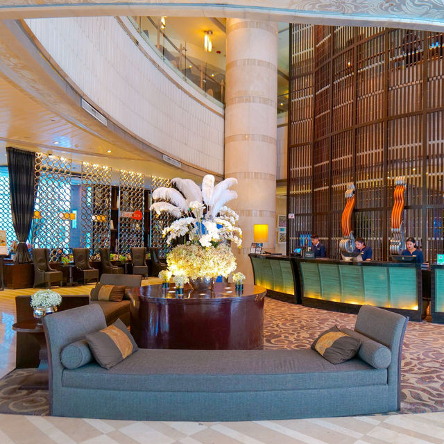 โรงแรมหรูกลางกรุง Hilton Bangkok Grande Asoke