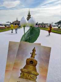  พระเขี้ยวแก้ว  ที่ท้องสนามหลวง