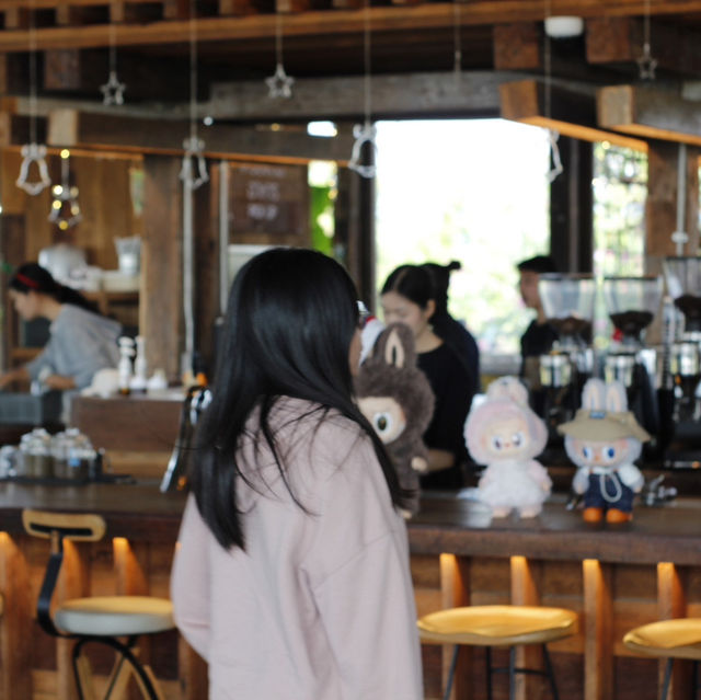 หวัดดีค๊าบบบ เพชรบูรณ์ -La Borne Point-