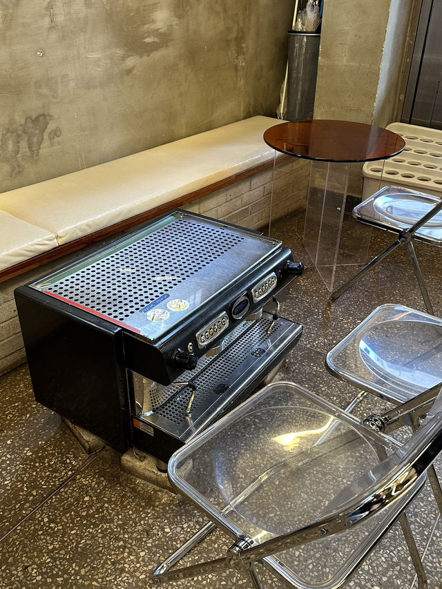 을지로 힙한 카페 공간갑🍮