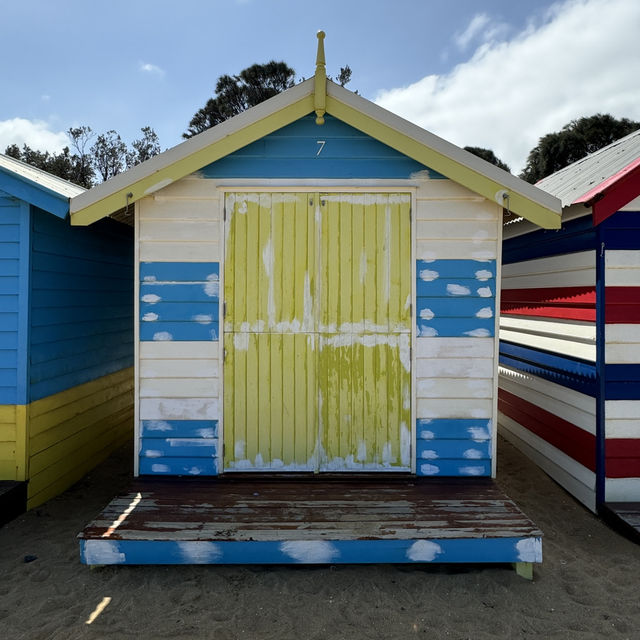 🏖️ 探訪布萊頓浴室小屋的絢麗時光 🌈 