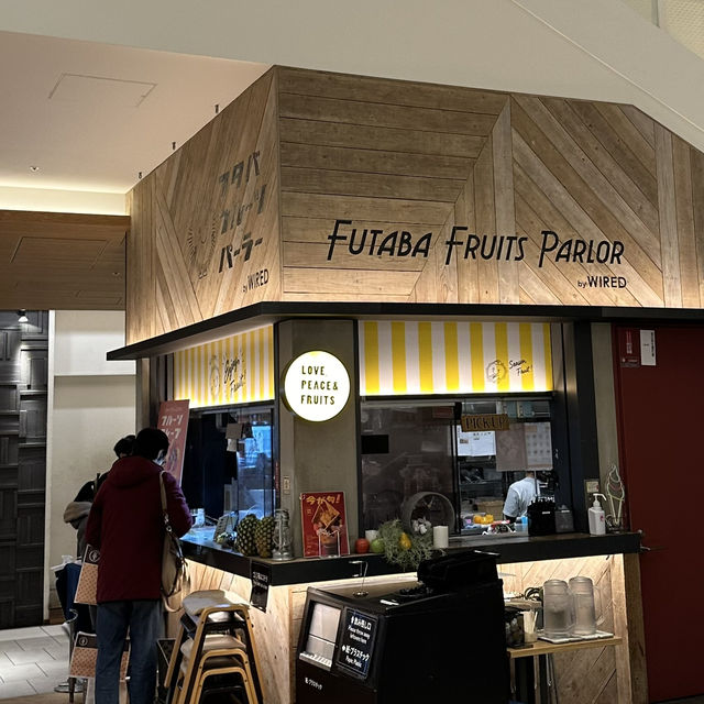 【名古屋観光】フルーツクレープでかわいいと美味しいを楽しもう🍓🍼