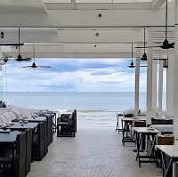 Oceanside Beach Club & Restaurant 