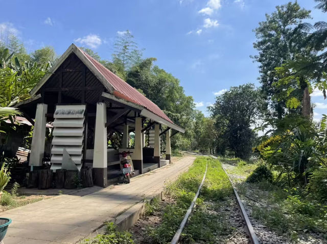 🚂Don't try to catch a train at this station my friend