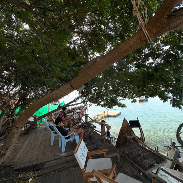 Piccolo Bangsaen🌊🥤@บางแสน, ชลบุรี