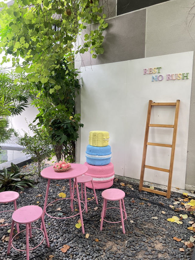 S'more Beach Café - คาเฟ่พัทยาเกาหลีเกาใจ 🌈✨