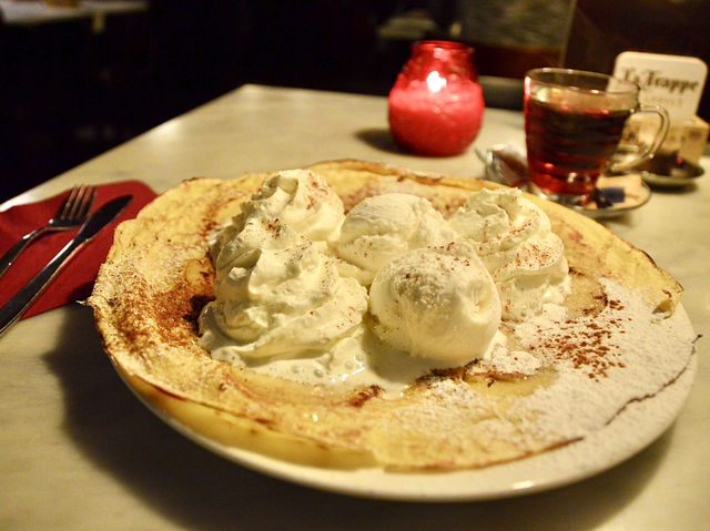 Giant Dutch Pancakes at The Pancake Bakery🇳🇱