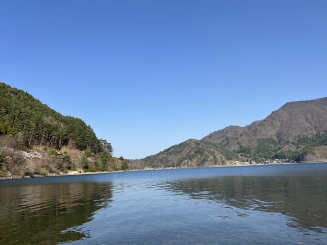 Lake Saiko 