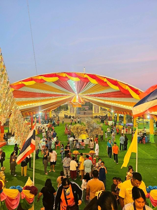 วิหารเจ้าแม่กวนอิม วัดเพชรสุวรรณ : เพชรบุรี