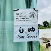 A Minimalist Gem in Malaysia – La Vida Café