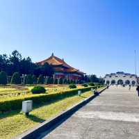 อนุสรณ์สถานเจียง ไคเชก