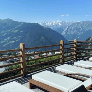 ❄️ ตื่นเต้นและผ่อนคลาย: เล่นสกีที่ Gulmarg! ⛷️🏔️