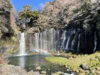 富士山本尊靚 加個瀑布更有動感