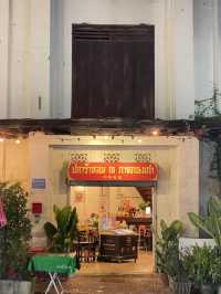 ถนนคนเดินกาดกองเก่า 🛍️