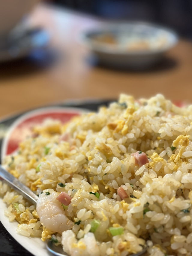 【栃木×宇都宮】ボリュームたっぷりの餃子と絶品！坦々麺