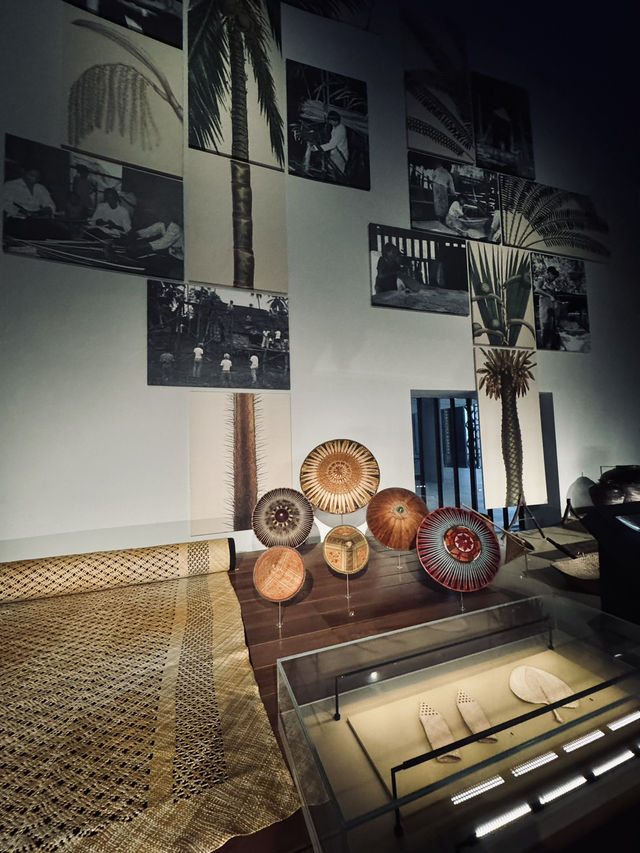 🏛️ A Walk Through Time: Exploring Borneo Cultures Museum, Kuching 