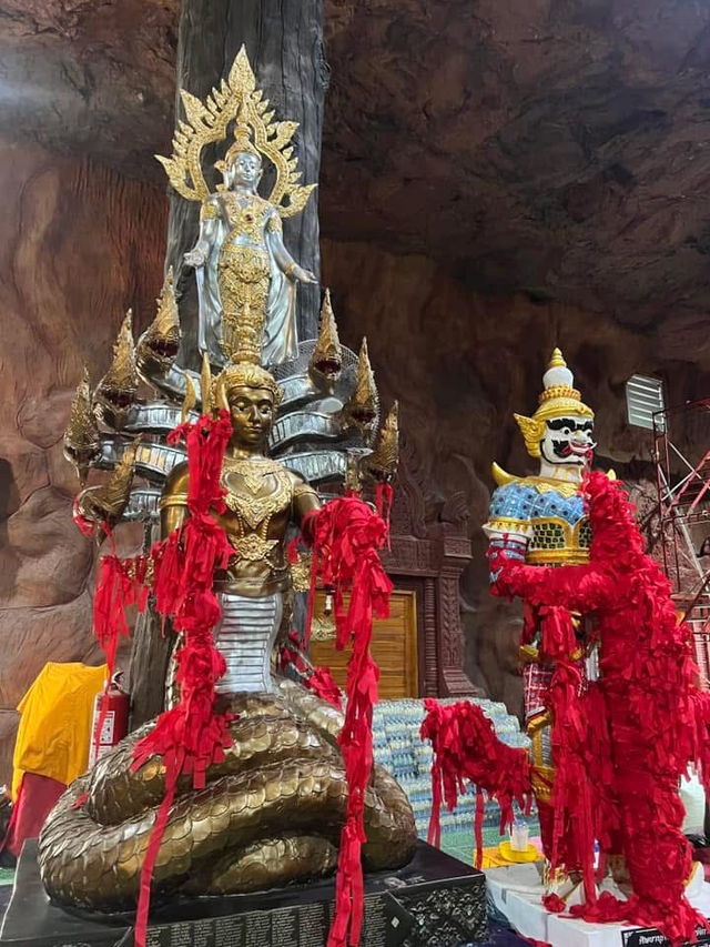วัดมณีวงศ์ วัดเก่าแก่ประจำจังหวัดนครนายก 🙏🏻