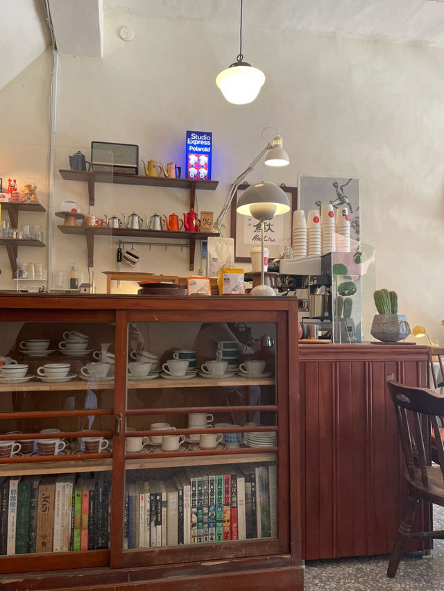 台灣宜蘭/Coffee hooliu 泥鰍