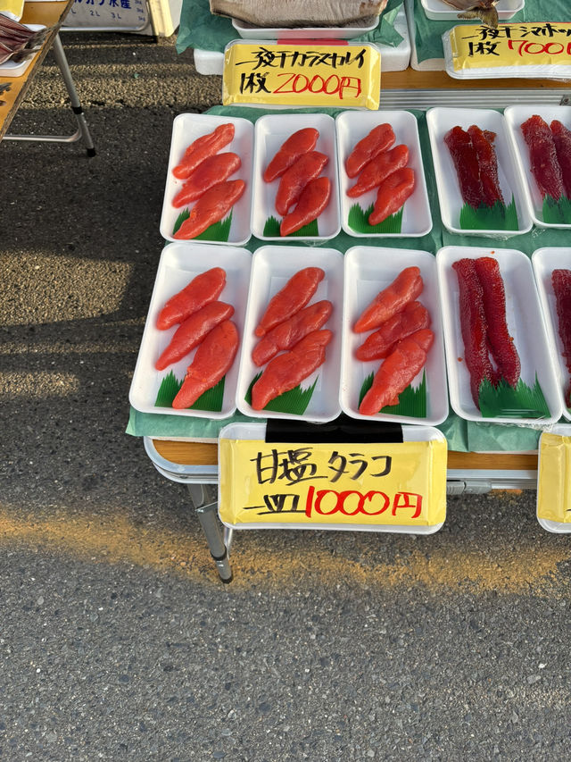 日本最大晨間市集：八戶館鼻岸壁早市，一場視覺與味覺的盛宴