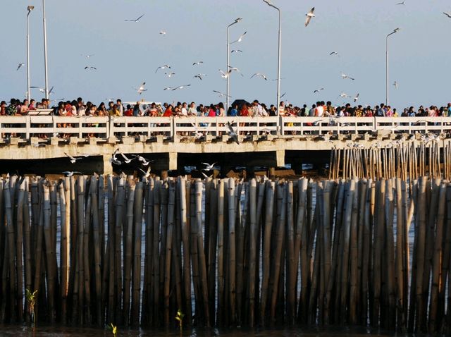 เที่ยวสงกรานต์ที่ สถานตากอากาศบางปู
