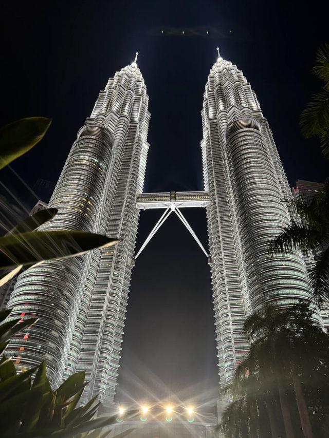 Springtime Stroll Beneath the Towers: Citywalk at KLCC