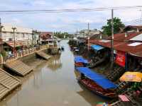 ตลาดน้ำอัมพวา ตลาดสำหรับครอบครัว