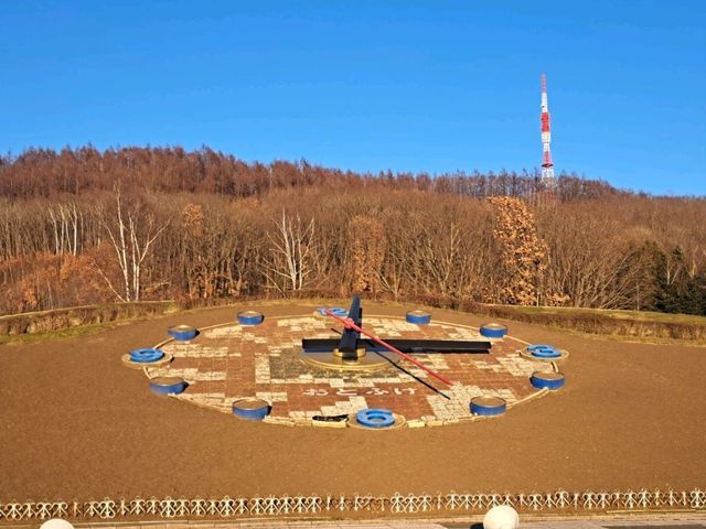 北海道旅遊🥳十勝之丘公園🔔音更花時計🕐欣賞日落風景🌅