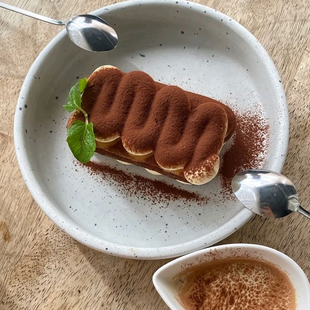 Good cakes and coffee