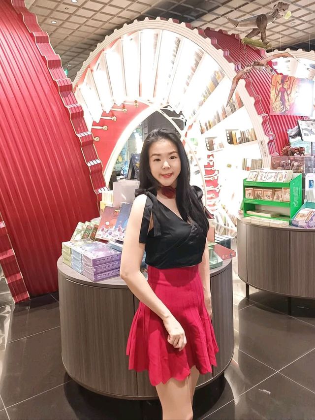 Zhongshuge Bookshop 钟书阁