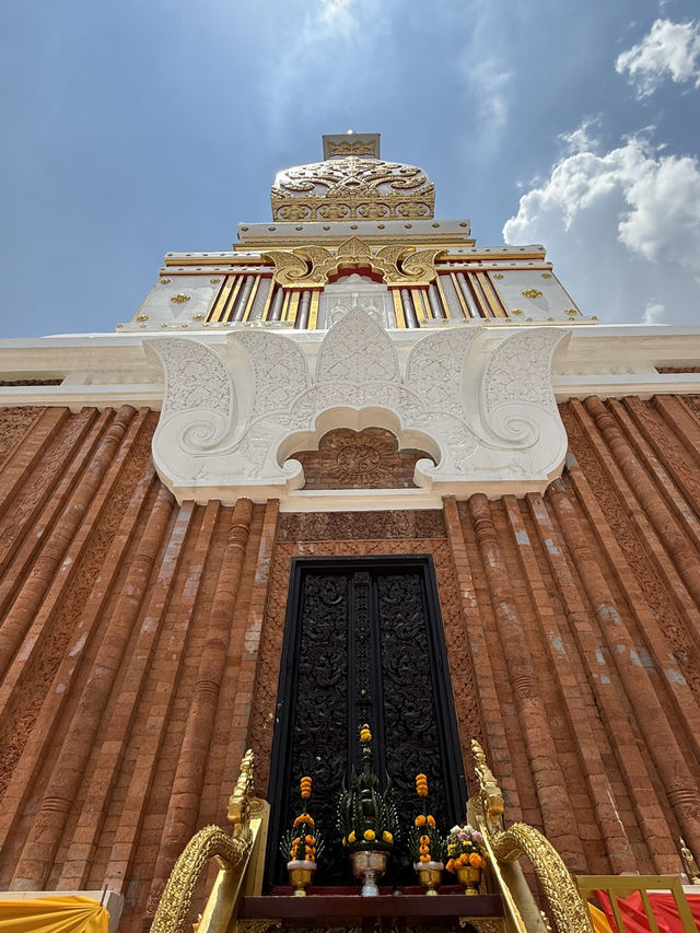 ⛩️ แดนอีสาน แหล่งศรัทธา พระธาตุพนมต้องมา!