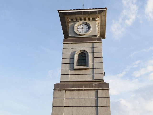 Labuan Clock Tower: A Quirky Slice of Island Time ⏰🌴