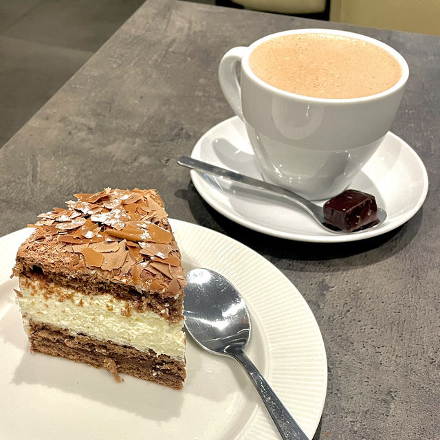 【ジュネーヴ🇨🇭】一日のスケジュール🗓